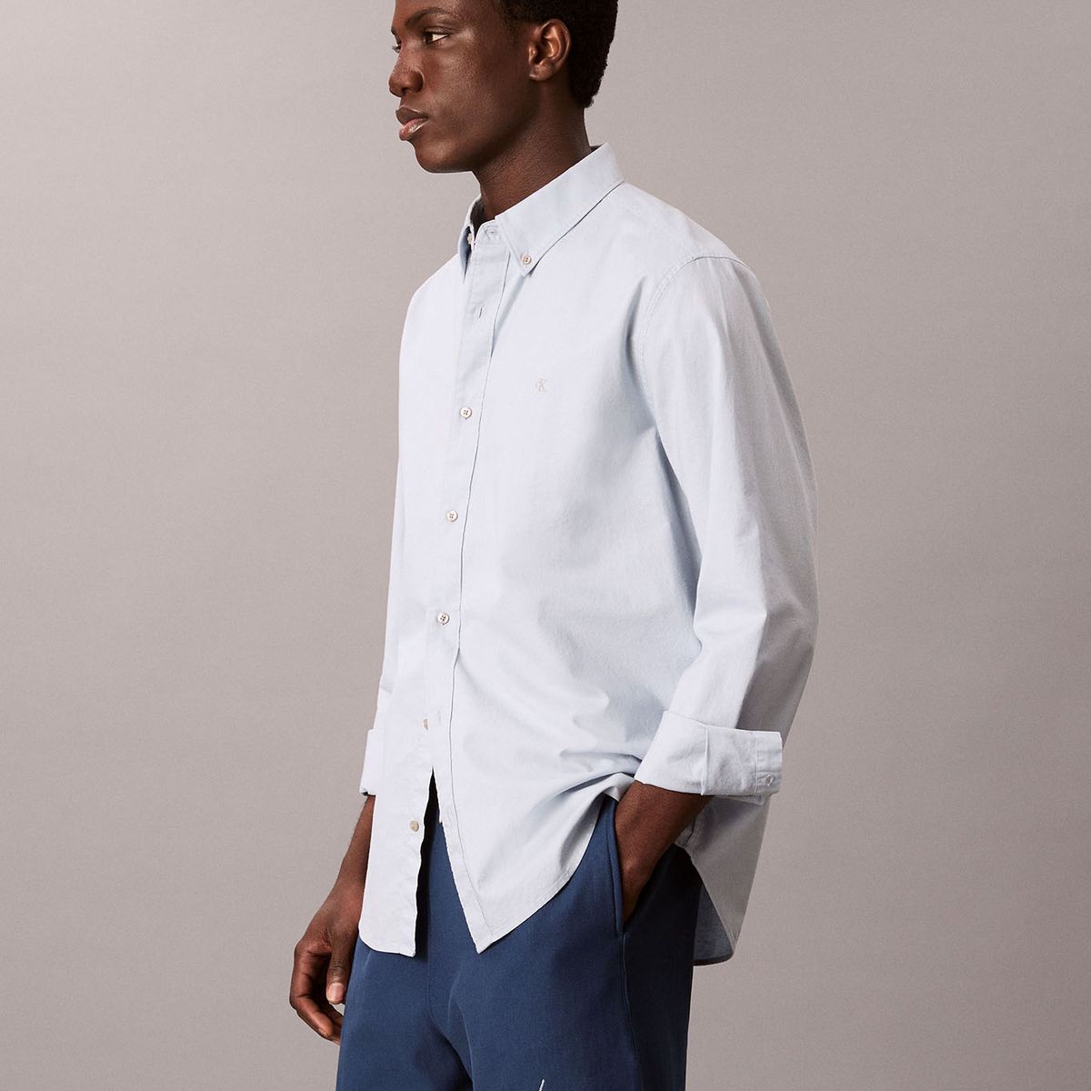 CALVIN KLEIN - Pantaloneta azul de felpa con logotipo bordado Calvin Klein