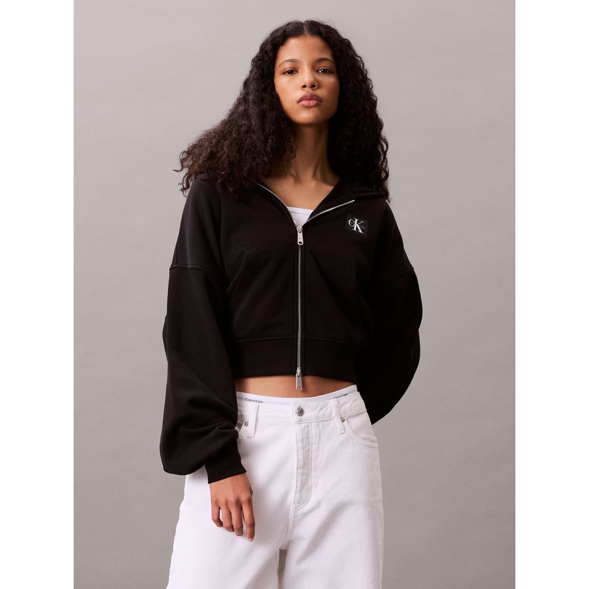 CALVIN KLEIN - Buzo negro con cremallera Calvin Klein