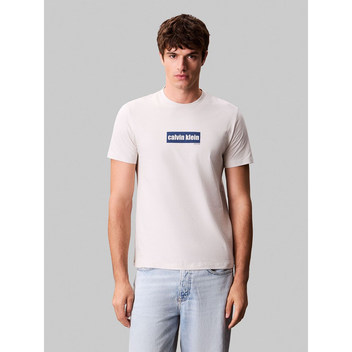 CALVIN KLEIN - Camiseta beige con box logo Calvin Klein