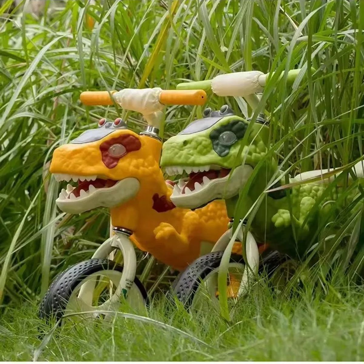 KIDSHOP - Triciclo Bicicleta Dinosaurio Con Música Y Cesta TR-064-SA