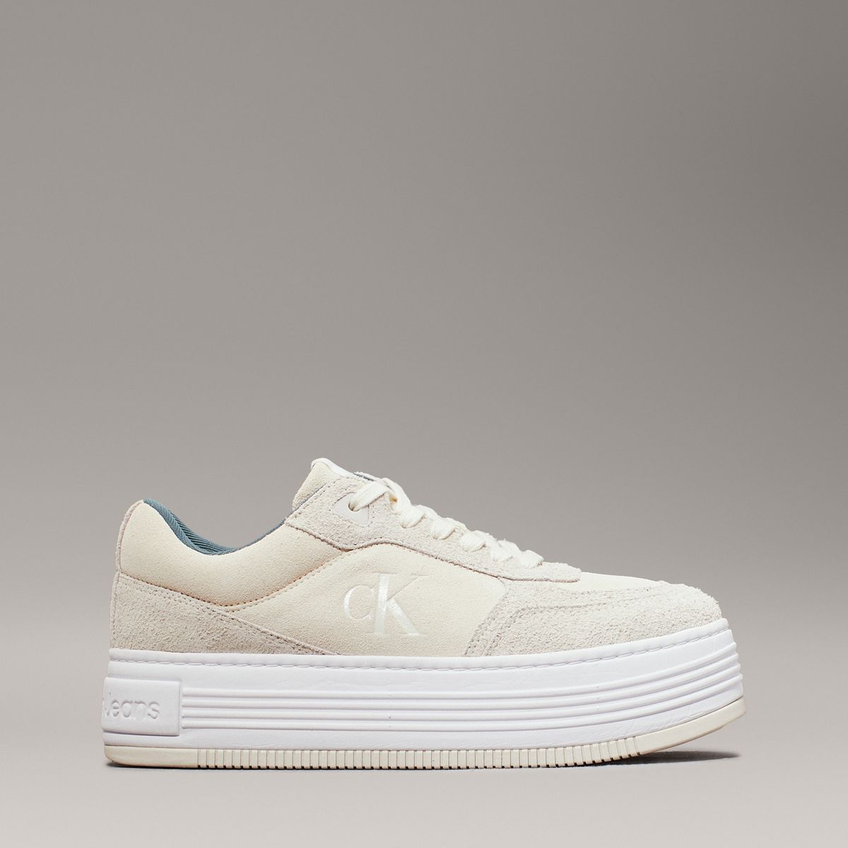 CALVIN KLEIN - Tenis blanco de ante de plataforma Calvin Klein