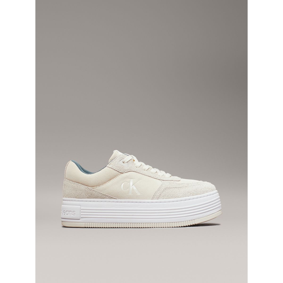 CALVIN KLEIN - Tenis blanco de ante de plataforma Calvin Klein