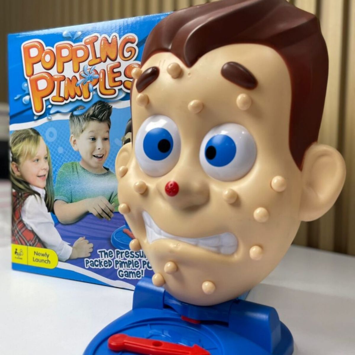 AMERICAN GENERICS - Popping Pimples  Juego de Mesa Interactivo de Espinillas