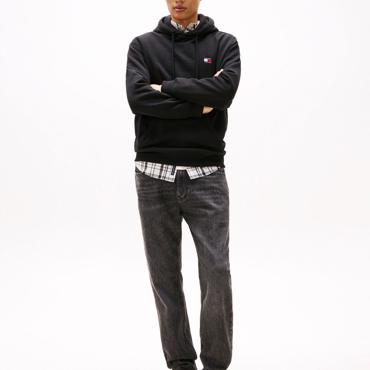 TOMMY HILFIGER - Jeans gris Ryan negros, ajustados y rectos con efecto desteñido