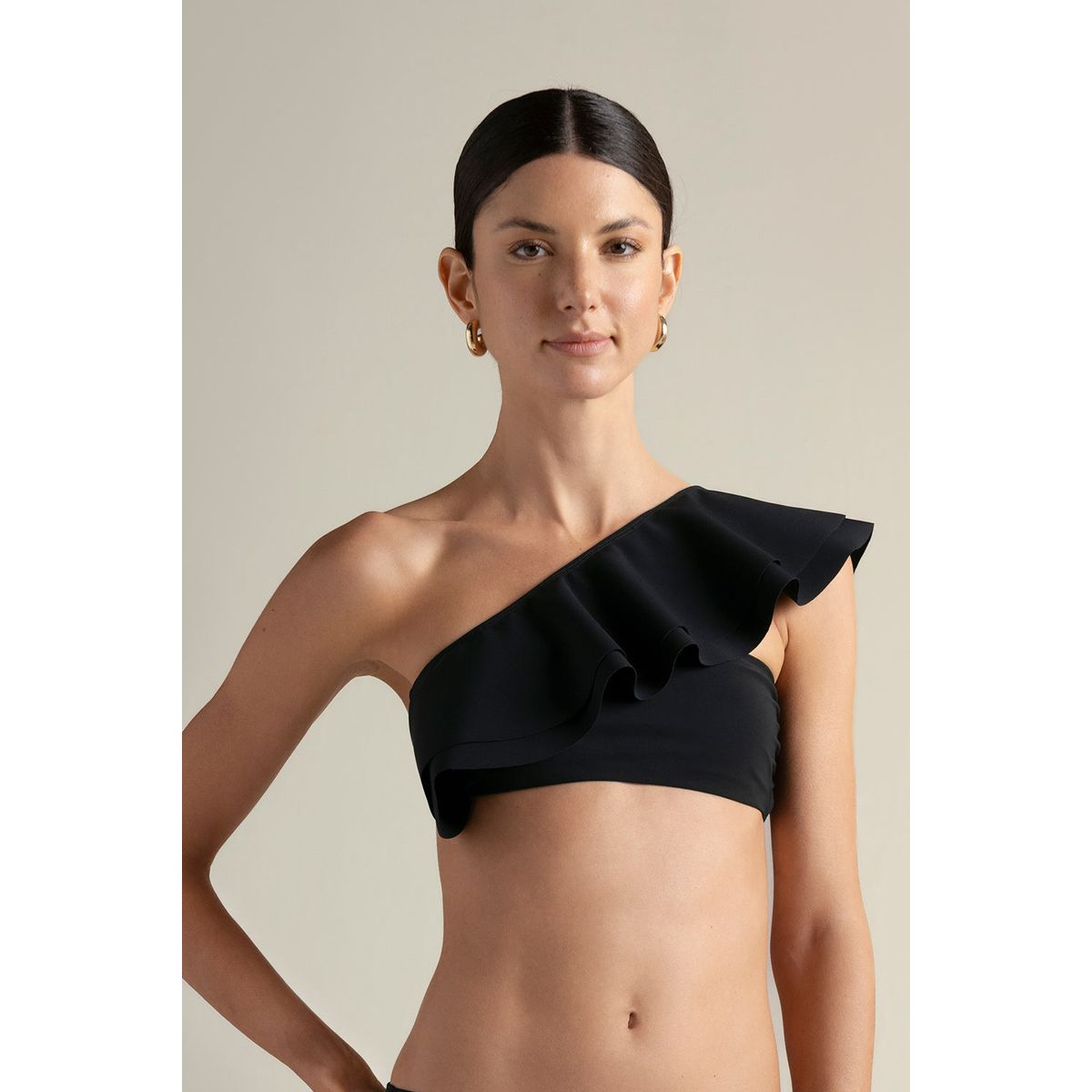 TOUCHE BALNEAIRE - Bikini top un solo hombro en color negro 0B50N61