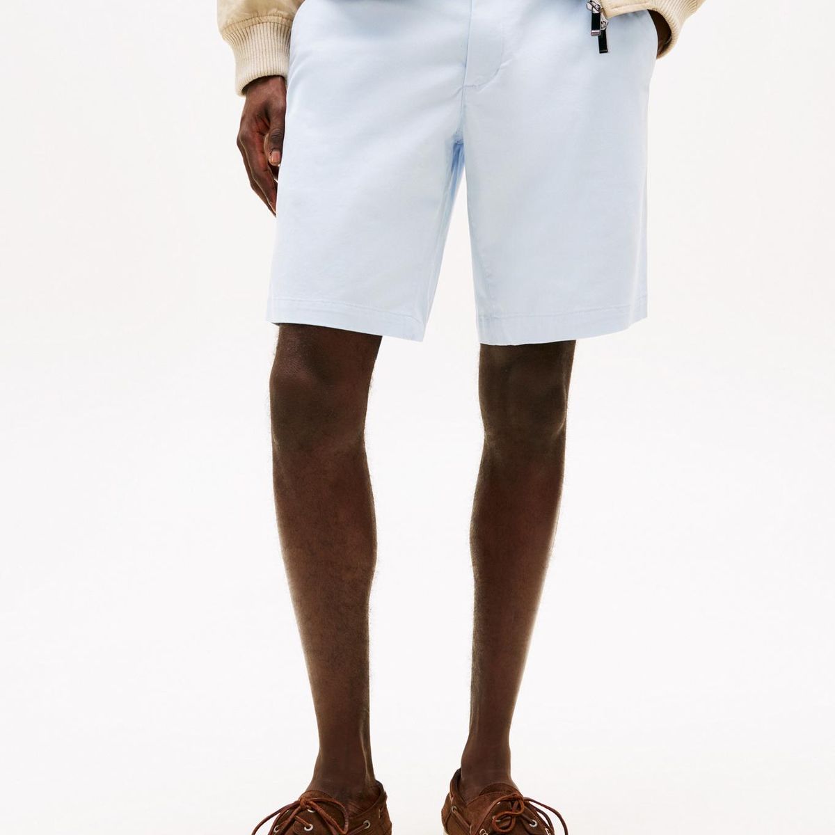 TOMMY HILFIGER - Pantalón celeste chino corto Brooklyn colección 1985 Tommy Hilfiger