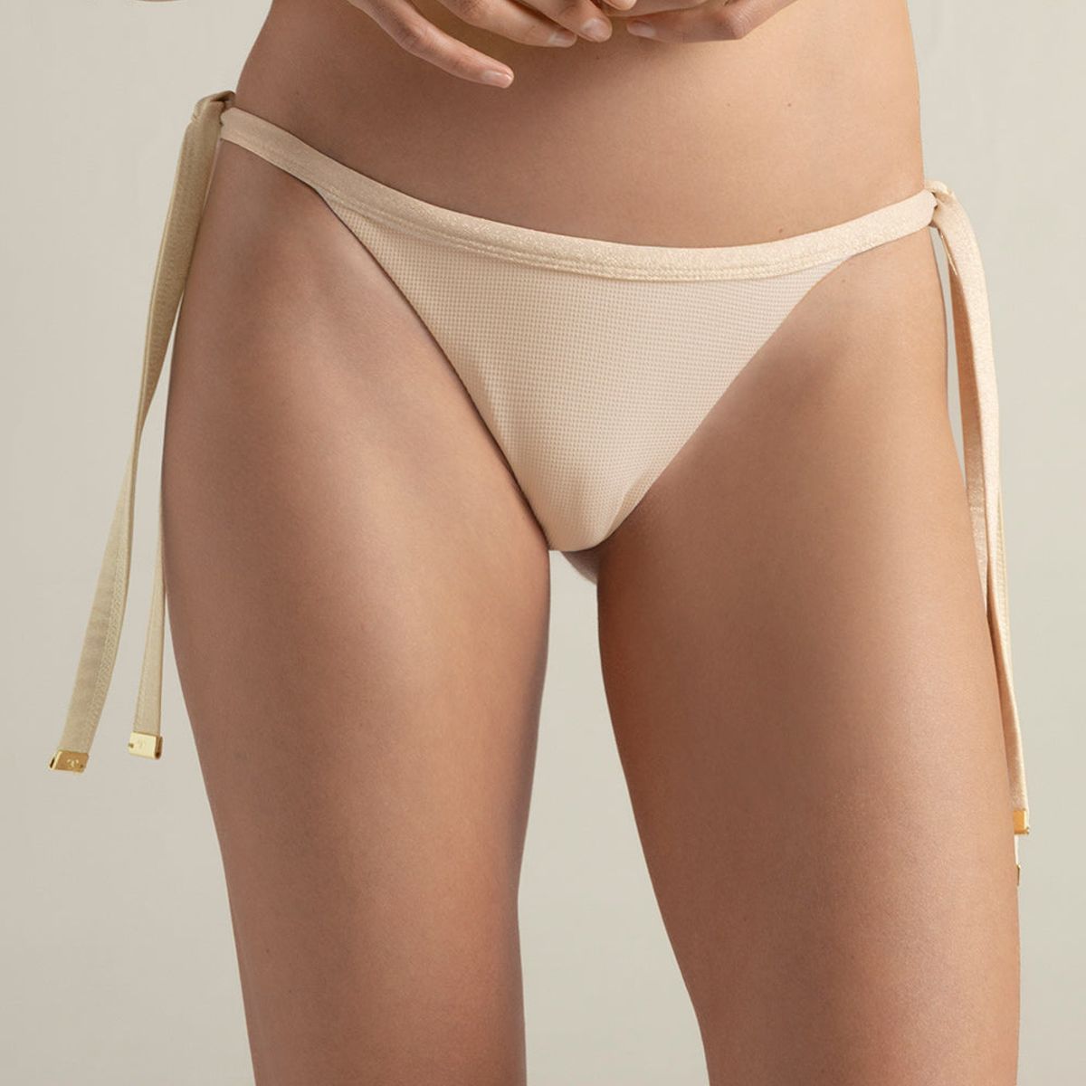 TOUCHE BALNEAIRE - Bikini bottom clásico en tela con textura 0P36B61