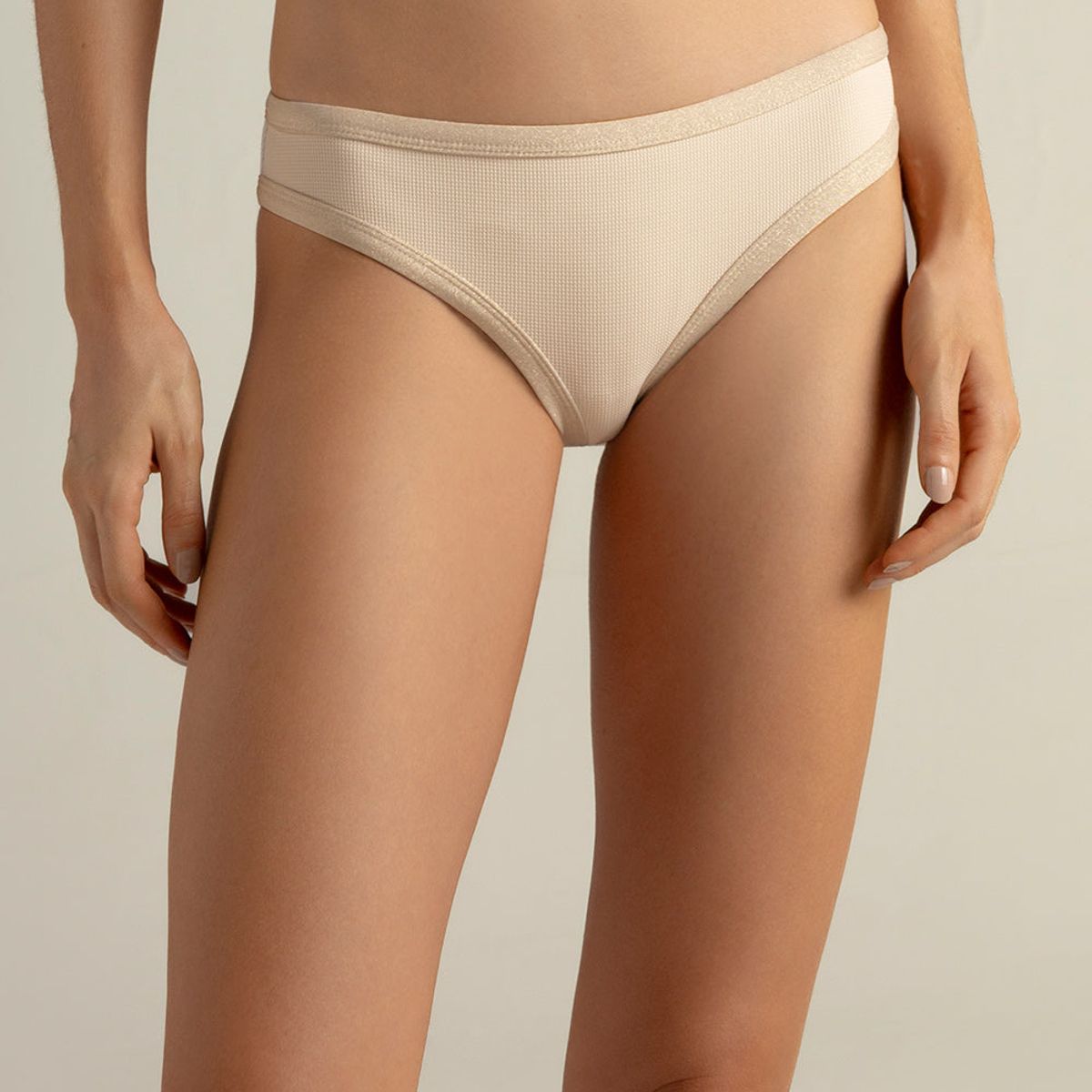 TOUCHE BALNEAIRE - Bikini bottom clásico en tela con textura 0P37B61