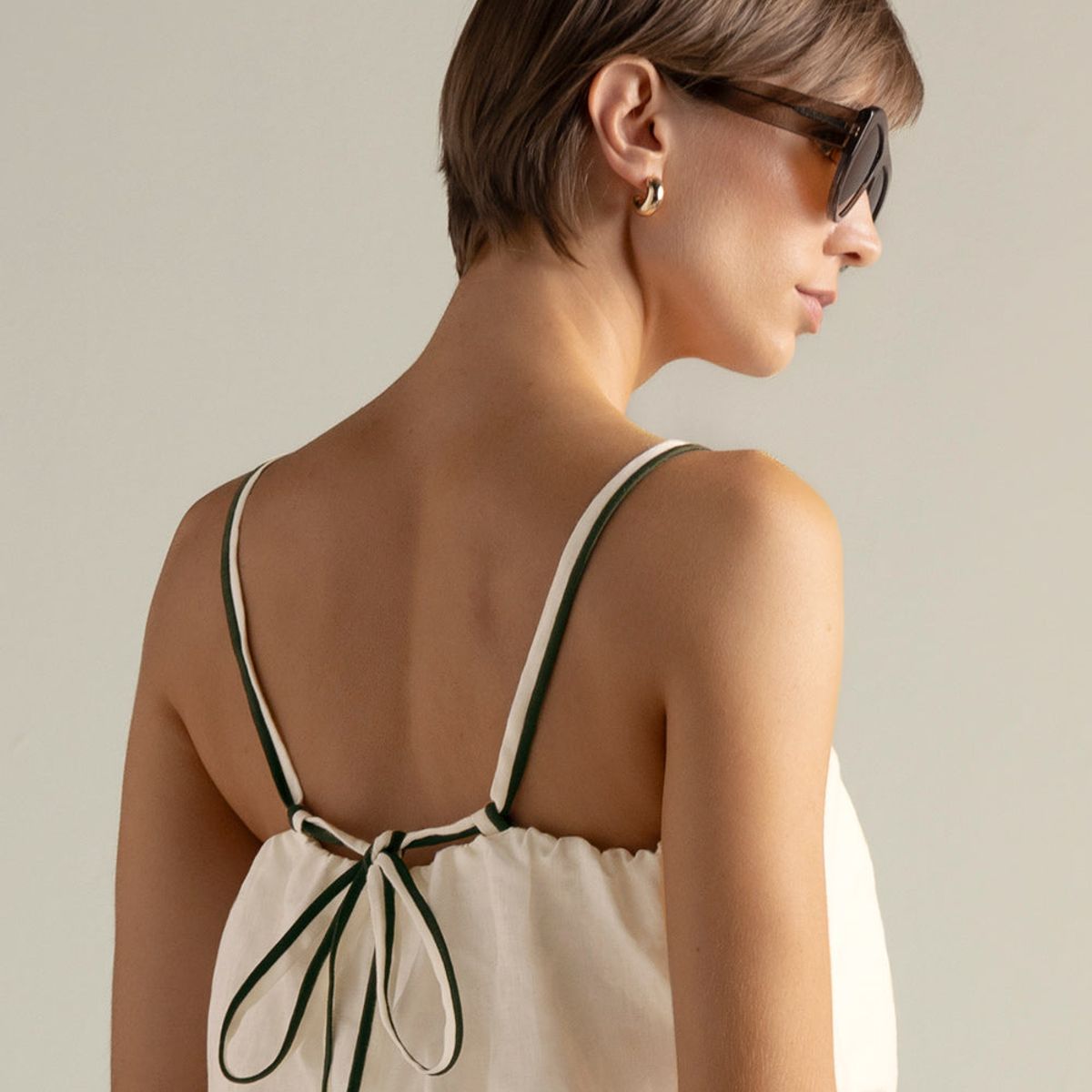 TOUCHE BALNEAIRE - Top corto con tiras en lino  0A09C61