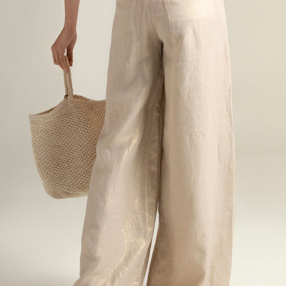 TOUCHE BALNEAIRE - Pantalón con prenses en lino 100% con brillo dorado 0A70C61