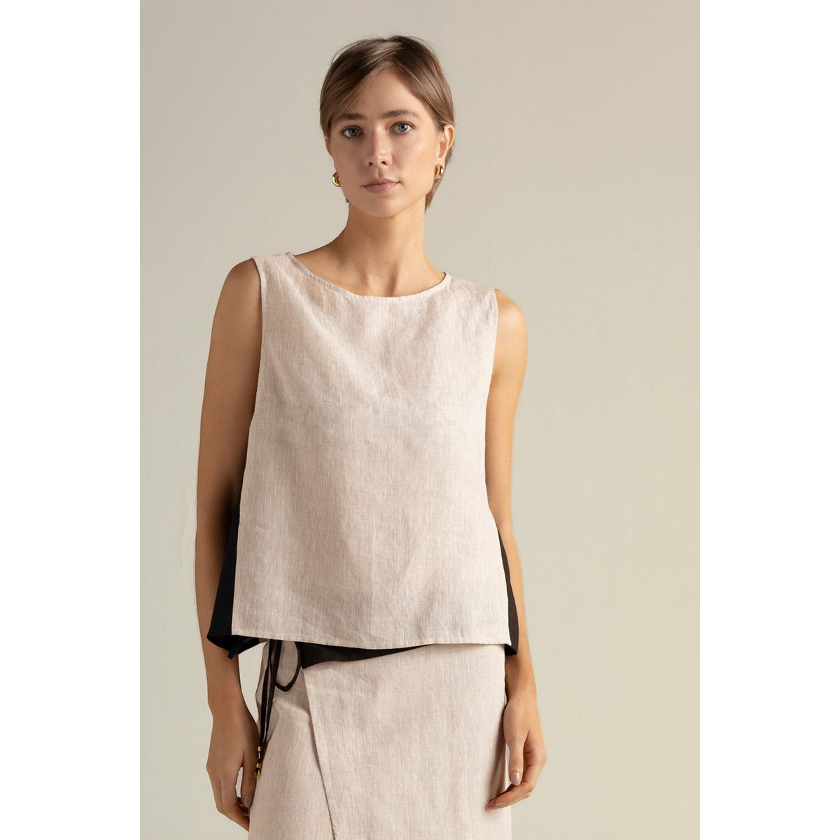 TOUCHE BALNEAIRE - Top manga corta en lino 100% 0A84C61