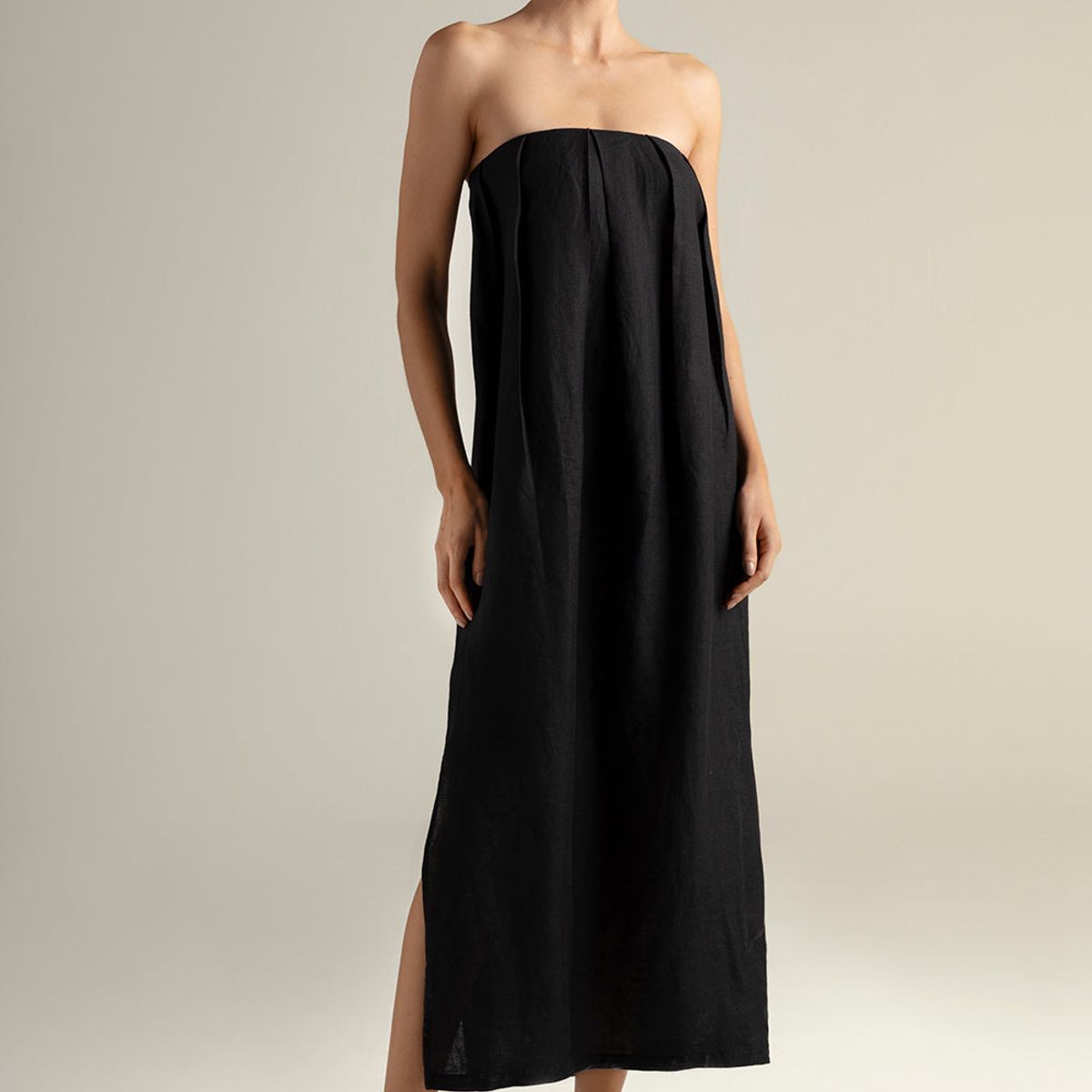 TOUCHE BALNEAIRE - Vestido largo bandeau en lino 100% color negro 0F19N61