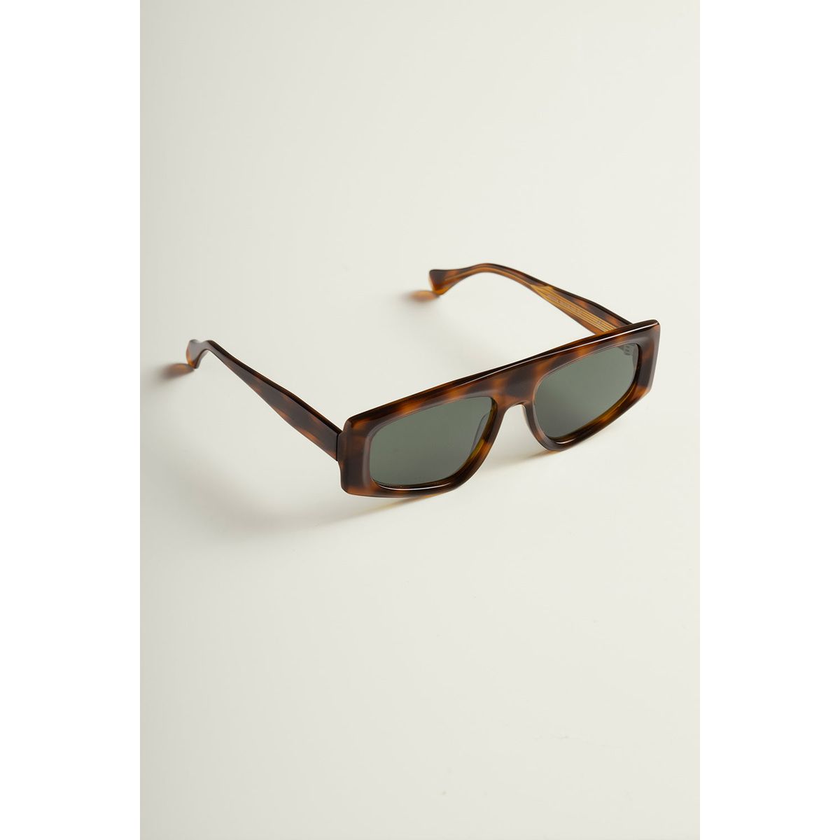TOUCHE BALNEAIRE - Gafas con montura color carey 0S49C61