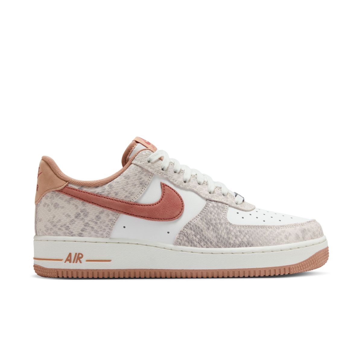 NIKE - Tenis Nike Air Force 1 07 Lv8 Emb Hombre-Blanco