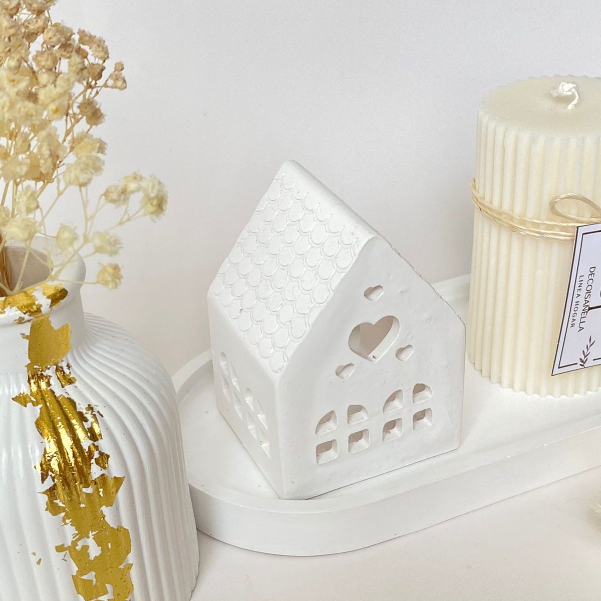 GENERAL - set navideño minimalista bandeja florero casita y vela decorativa