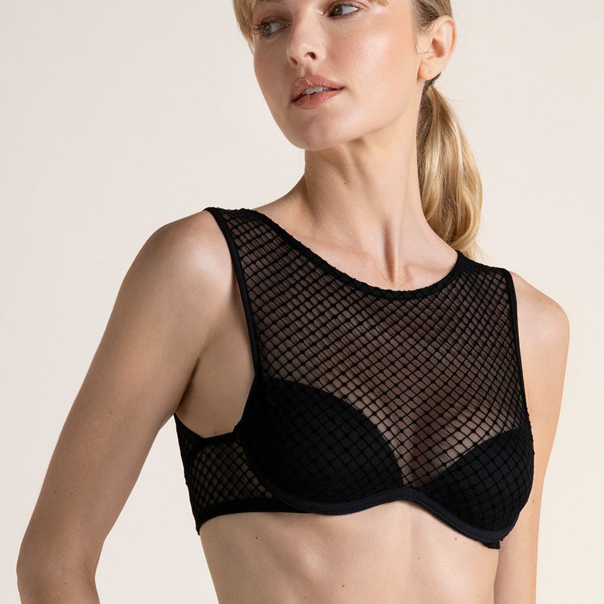 TOUCHE LINGERIE - Brasier clásico tipo t-shirt con copa fija de espuma 2418N61