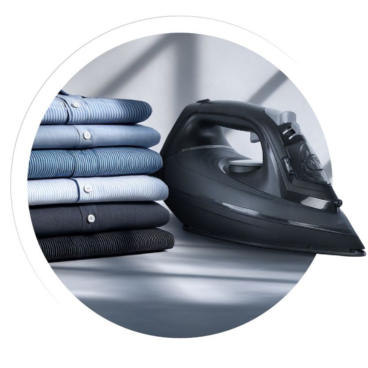 KALLEY - Plancha a Vapor Kalley 1200W Antigoteo Tanque 300ml Ropa Perfecta