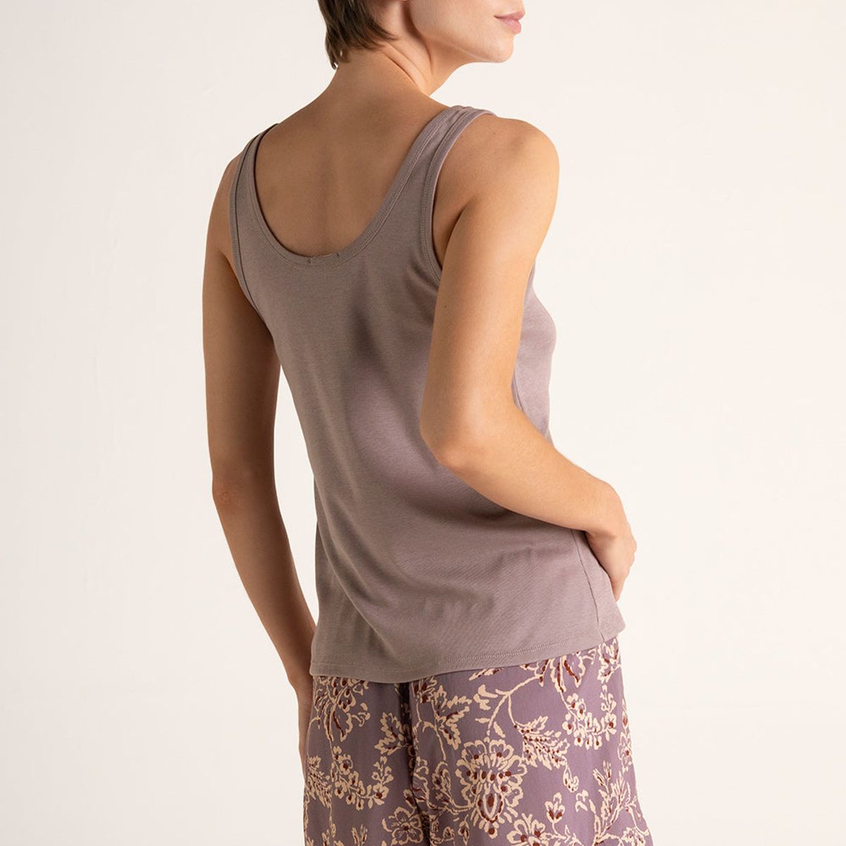 TOUCHE LINGERIE - Pijama short con esqueleto en rib 2506061