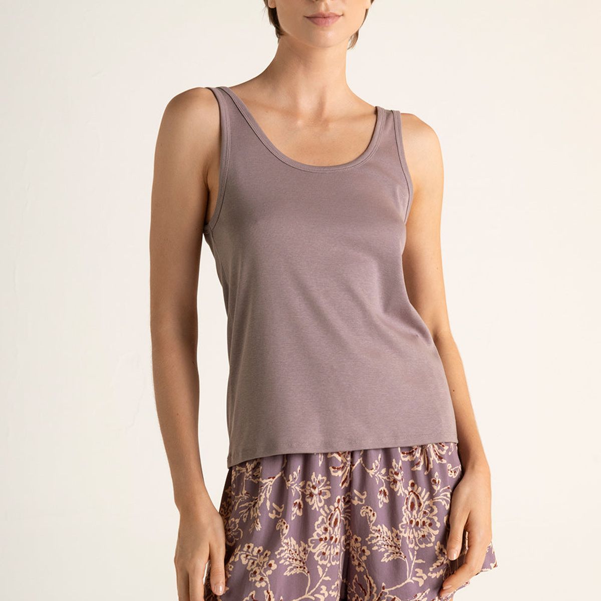 TOUCHE LINGERIE - Pijama short con esqueleto en rib 2506061