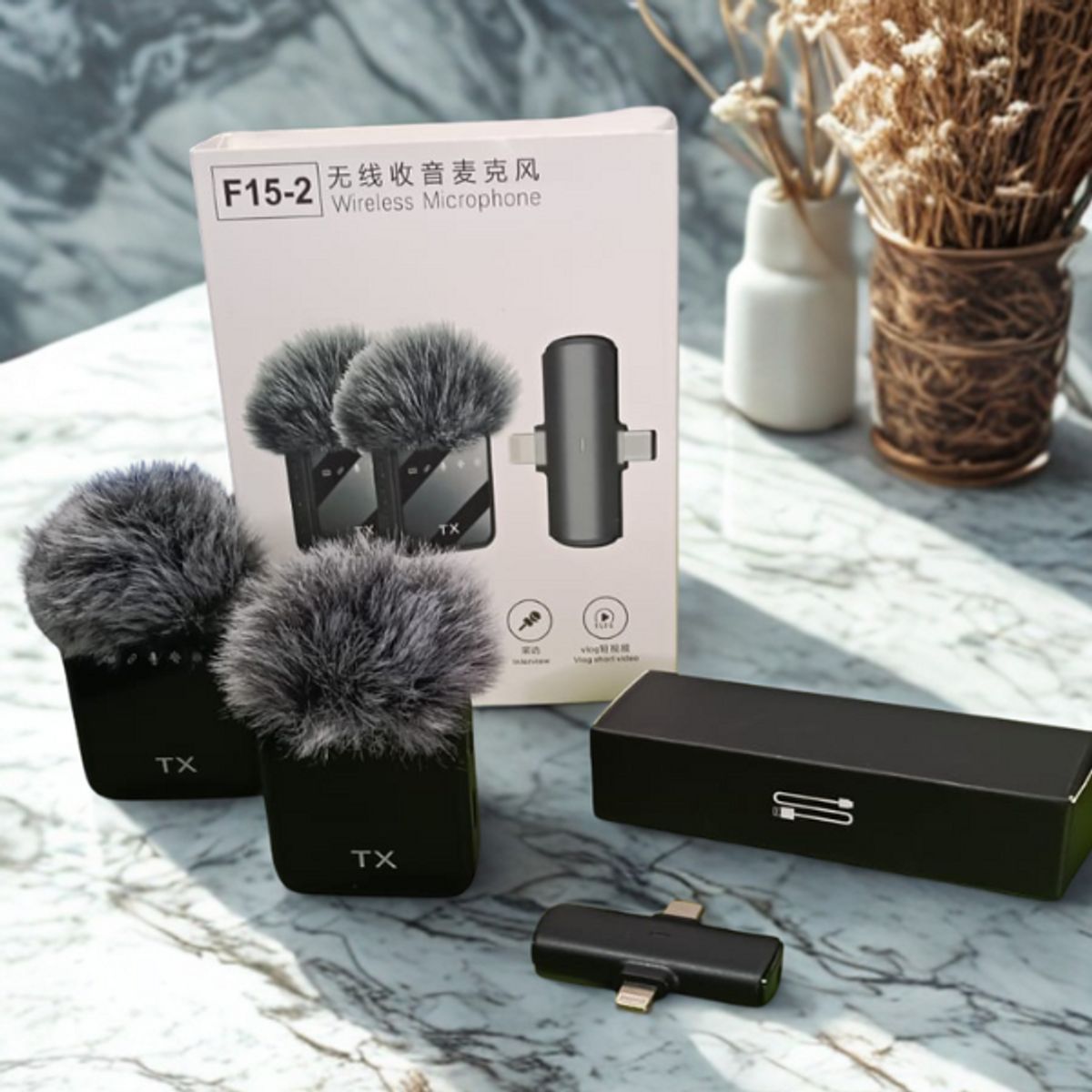 GENERICO - Micrófono Inalámbrico Tipo Solapa 2 Micrófonos Y Receptor