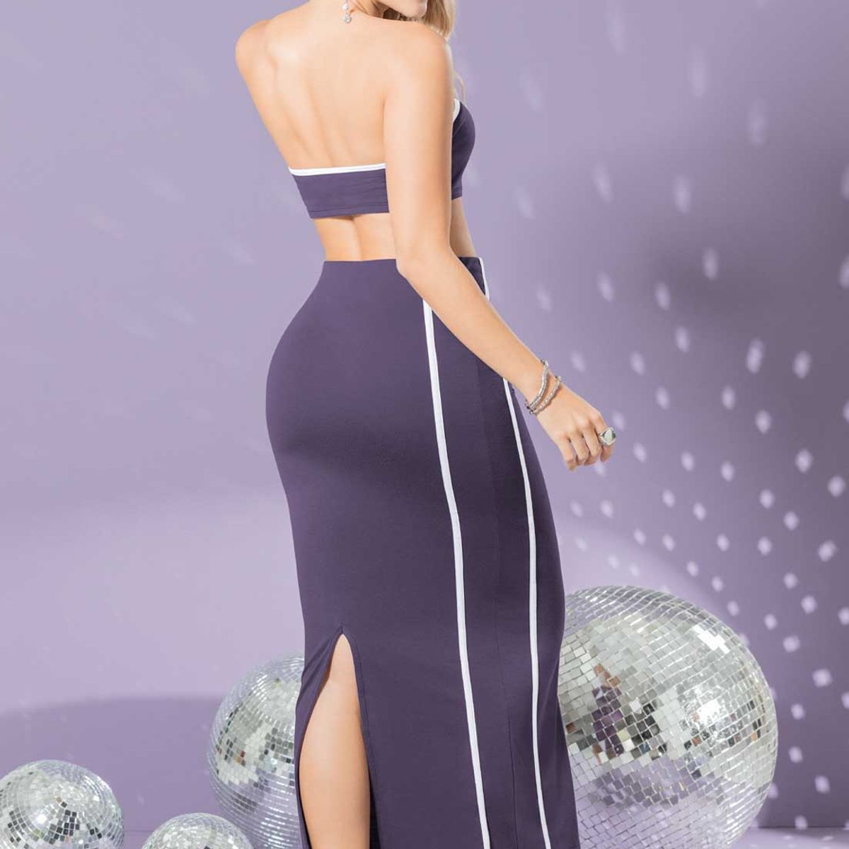 ATYPICAL - Conjunto Mujer Vino Atypical 102184