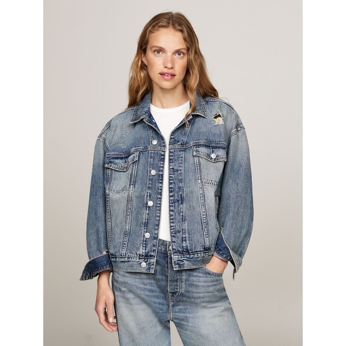 TOMMY HILFIGER - Chaqueta azul denim oversize desgastada Tommy Hilfiger