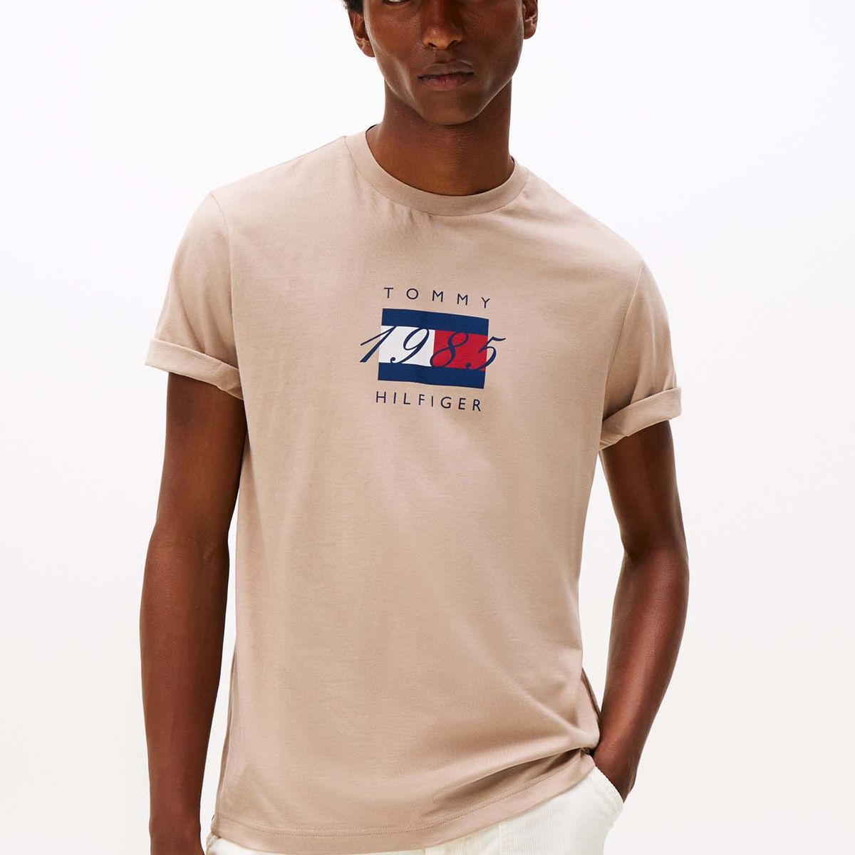 TOMMY HILFIGER - Camiseta beige de punto con logo gráfico Tommy Hilfiger