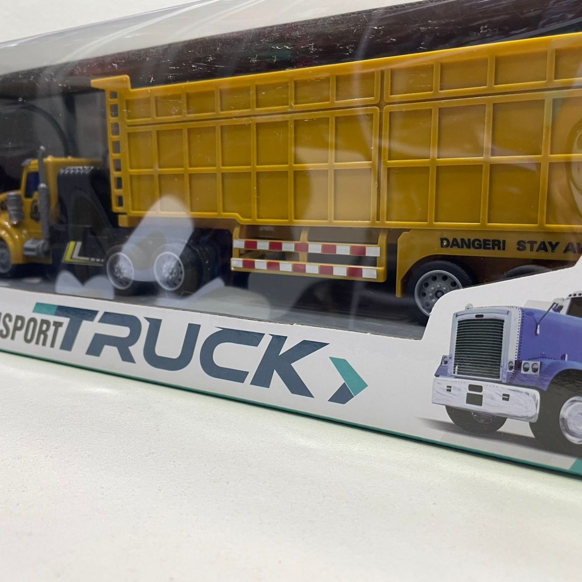 GENERICO - Tractomula Trailer escala 132 Control Remoto Pila Recargable Amarillo