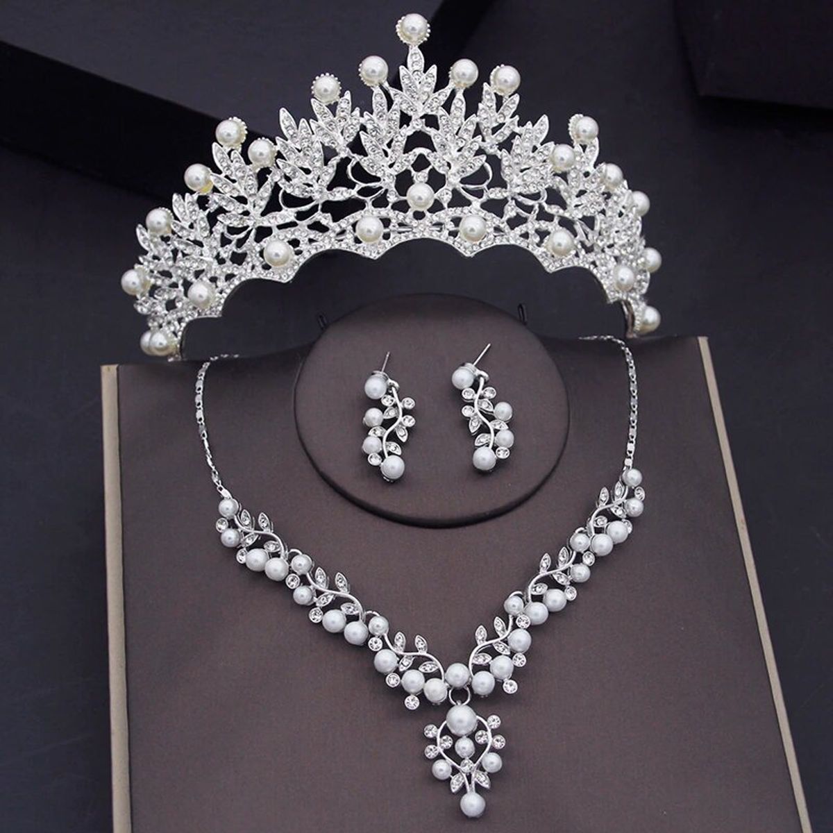 GENERICO - Corona Tiara Collar Y Aretes Perlas Mujer Quinceañera Novia Set