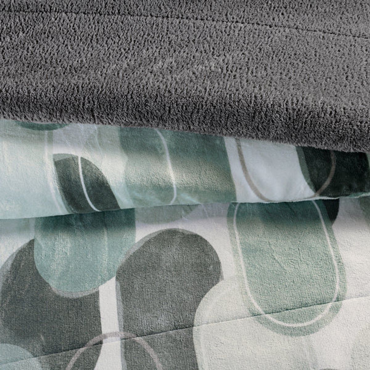 VIANNEY - Cobija Invernal Bretten Borrega Premium