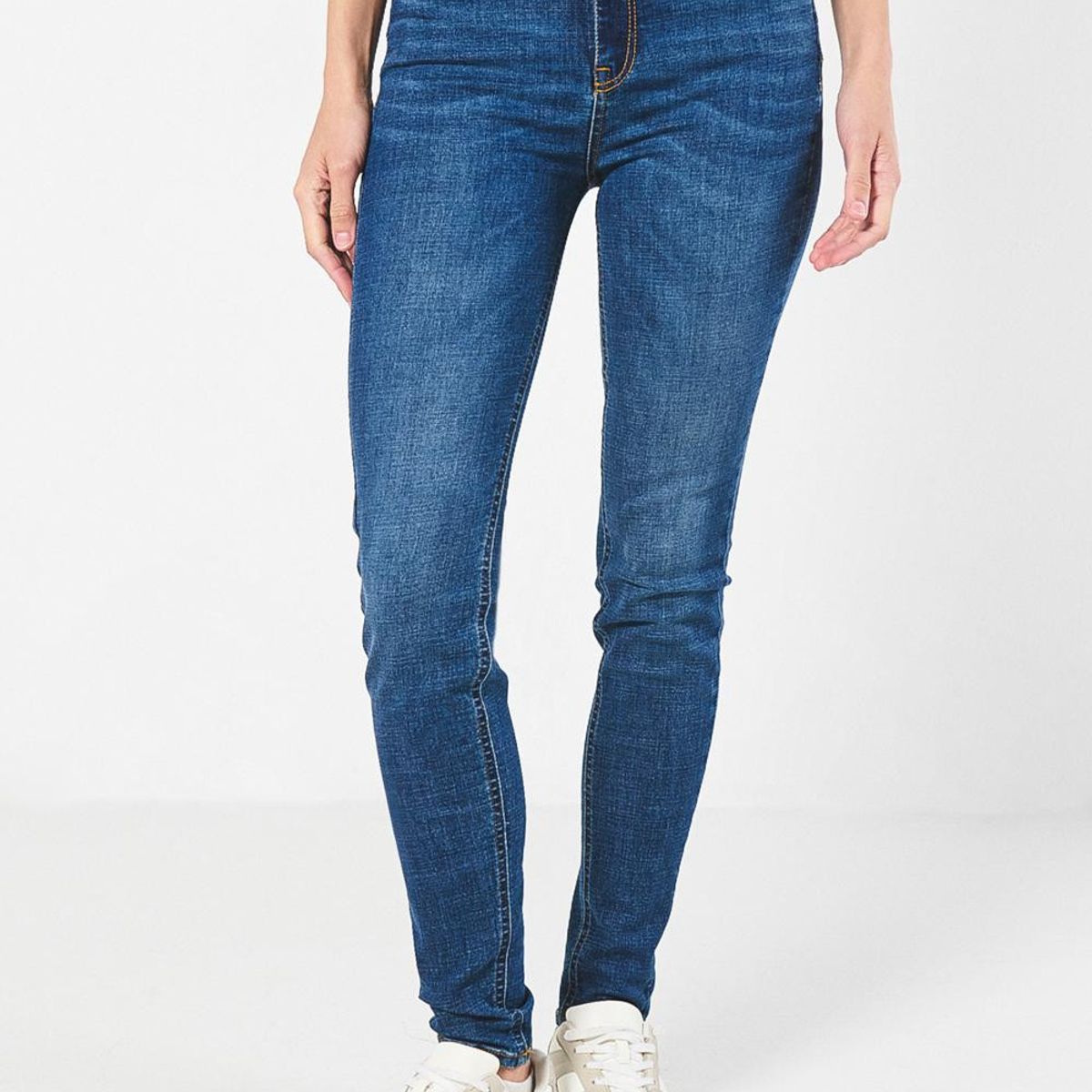 KOAJ - KOAJ Jean tiro alto push up azul oscuro con realce posterior MUJER