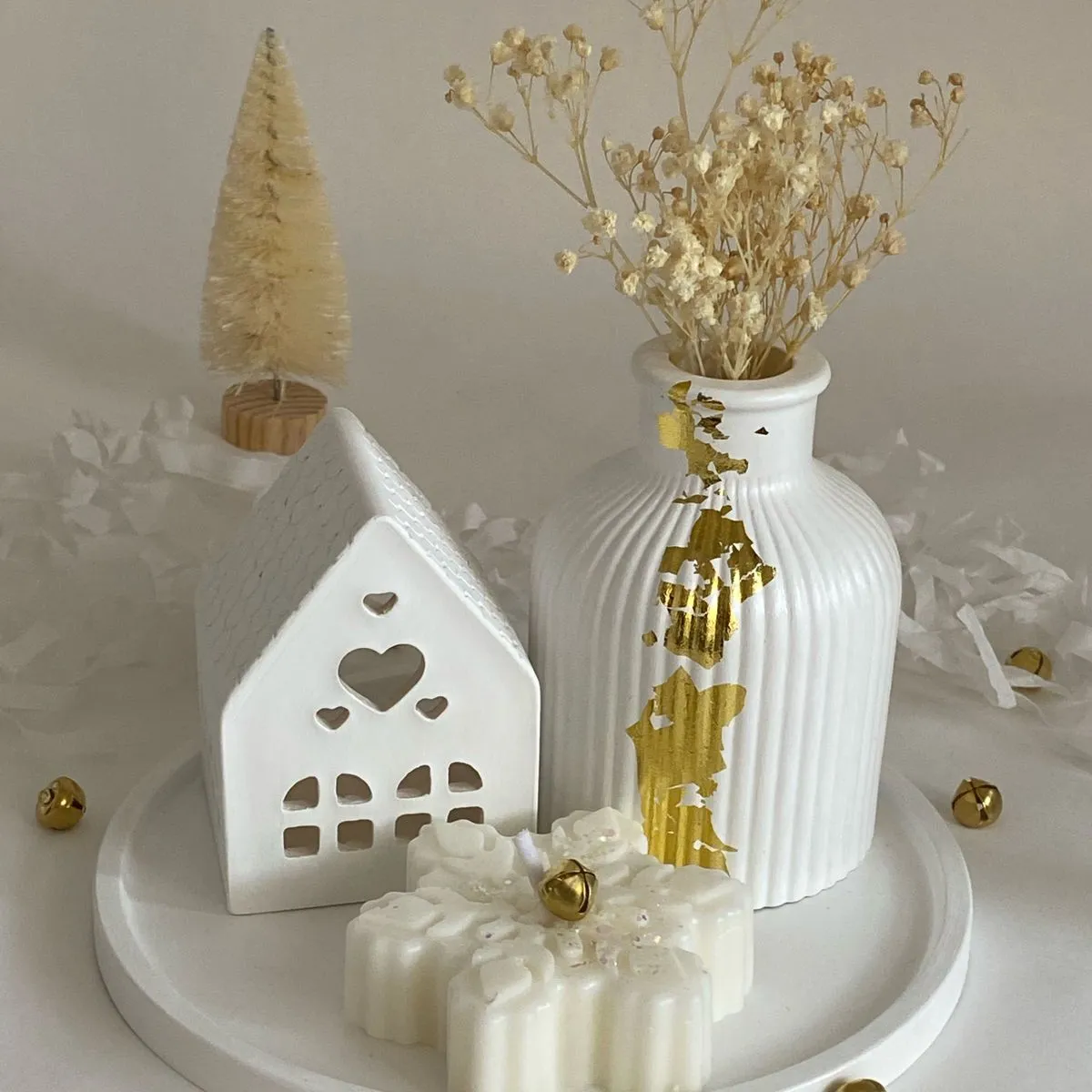 GENERAL - Adorno decorativo navideño para centro de mesa repisa mueble o habitación