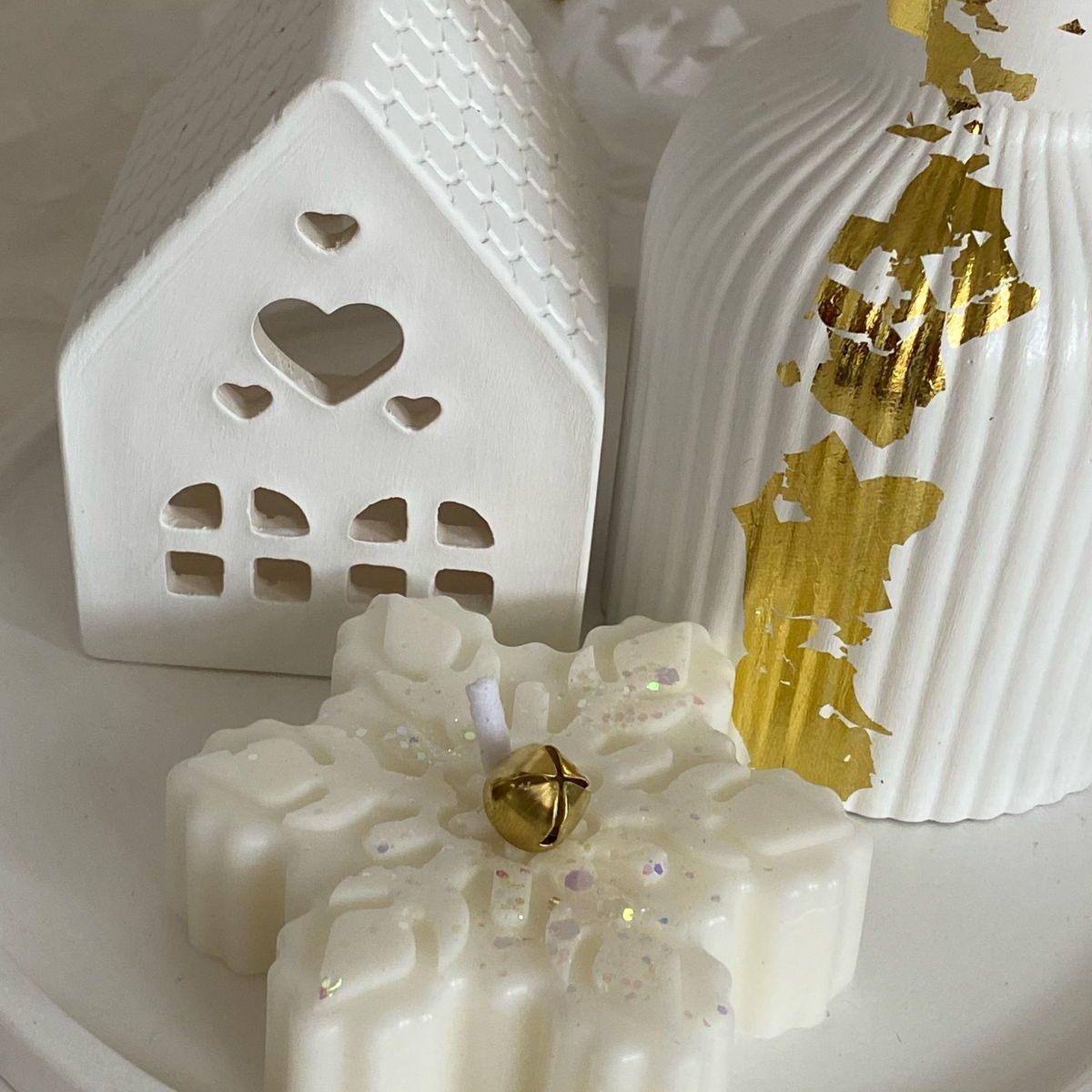 GENERAL - Adorno decorativo navideño para centro de mesa repisa mueble o habitación