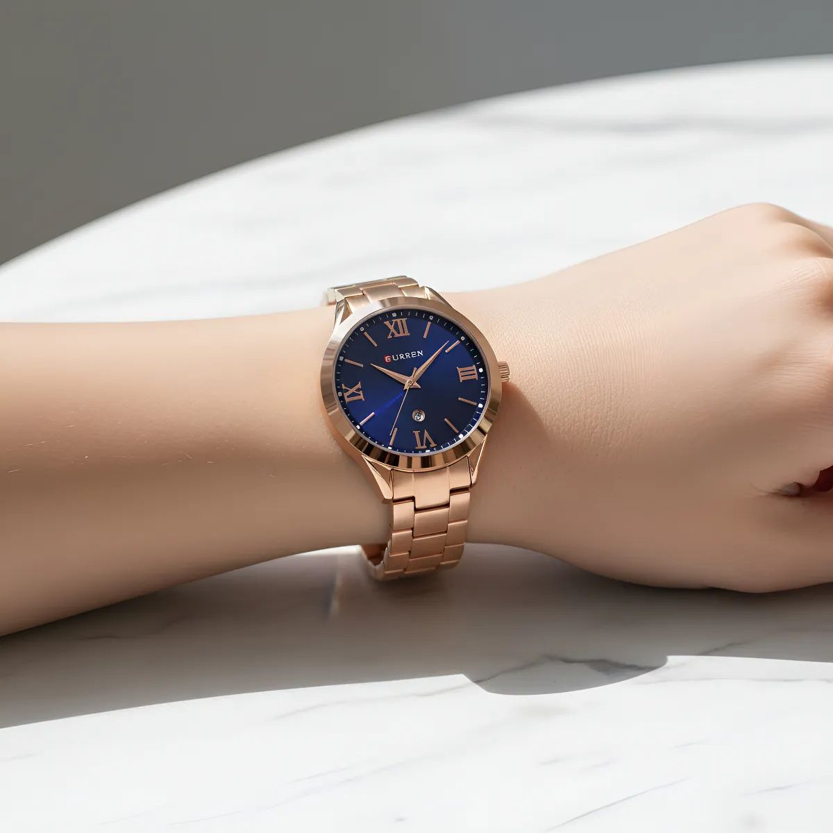 CURREN - Reloj Elegante Mujer Con Pulsera De Acero Premium Curren 9007