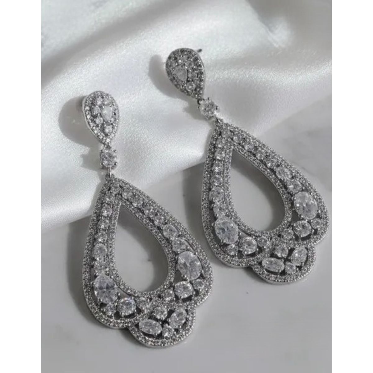 VERAMOREST - Aretes Gala Crystal- Veramorest
