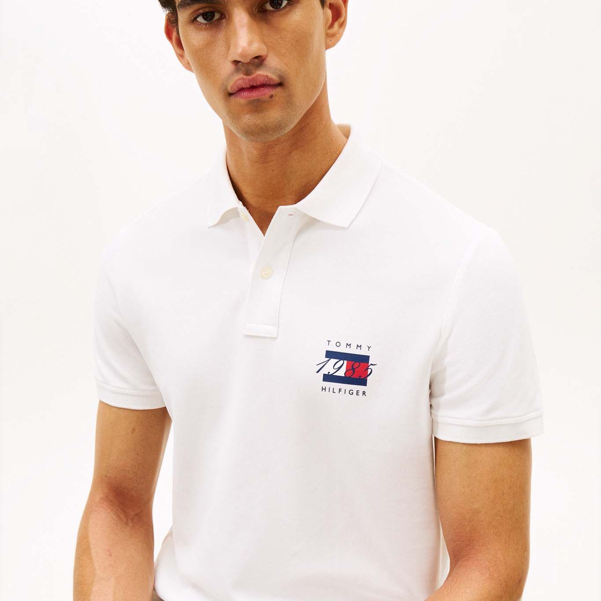 TOMMY HILFIGER - Polo blanco de corte regular con logo gráfico Tommy Hilfiger