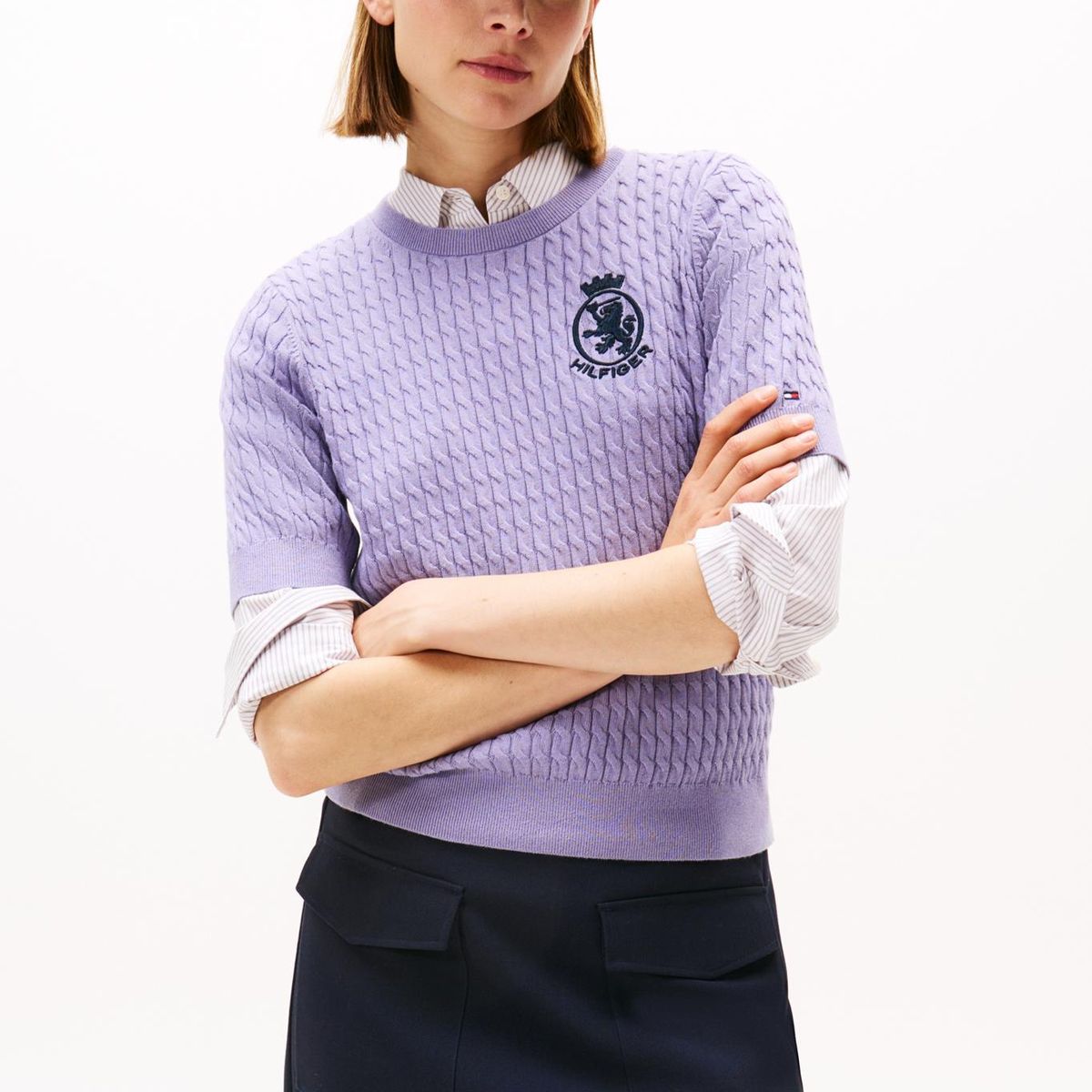 TOMMY HILFIGER - Saco morado con tejido cable y logo gráfico Tommy Hilfiger