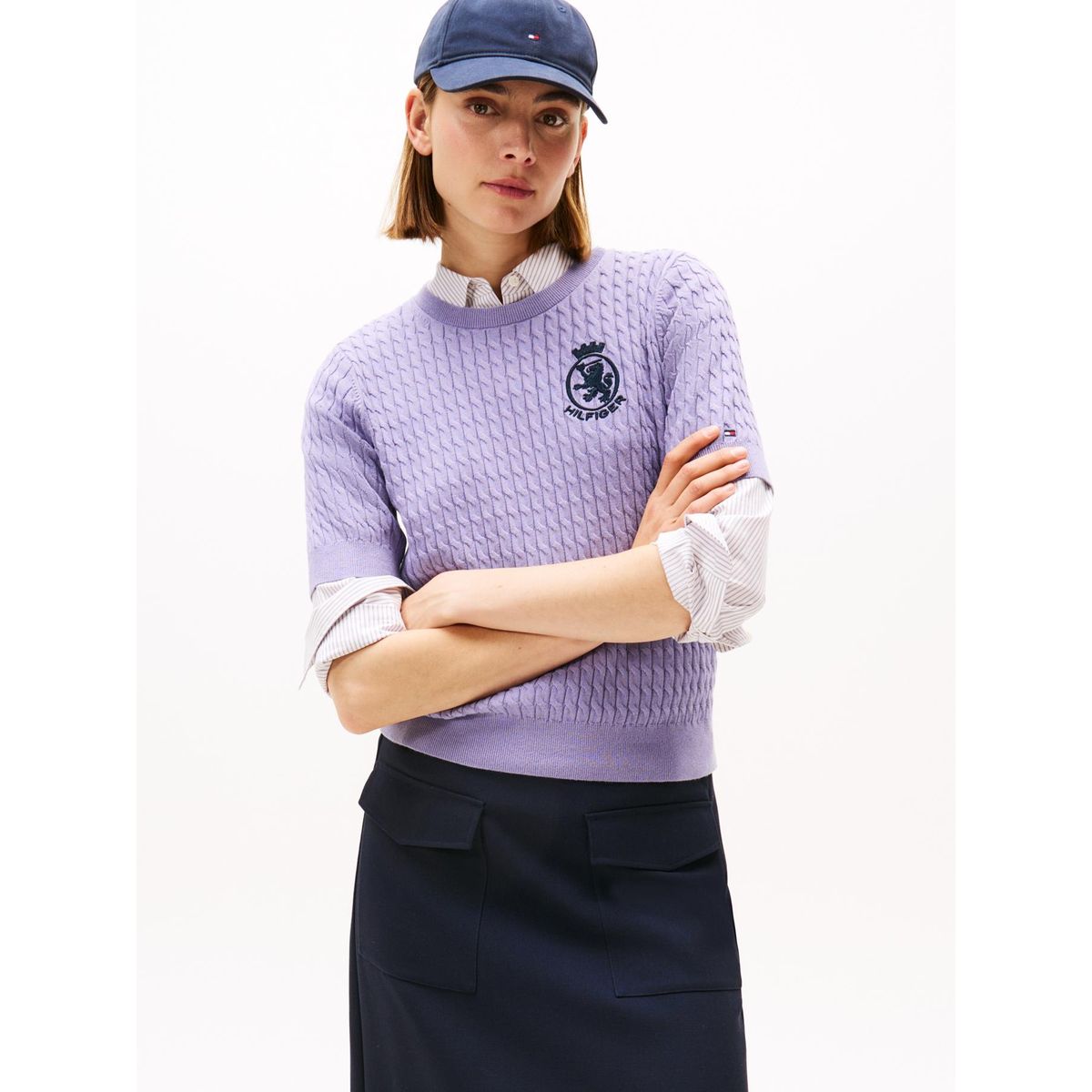 TOMMY HILFIGER - Saco morado con tejido cable y logo gráfico Tommy Hilfiger