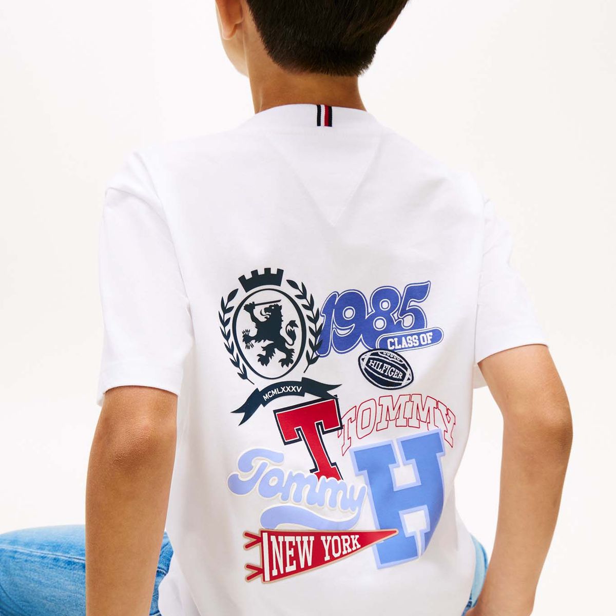 TOMMY HILFIGER - Camiseta blanca de cuello redondo con logo Tommy Hilfiger