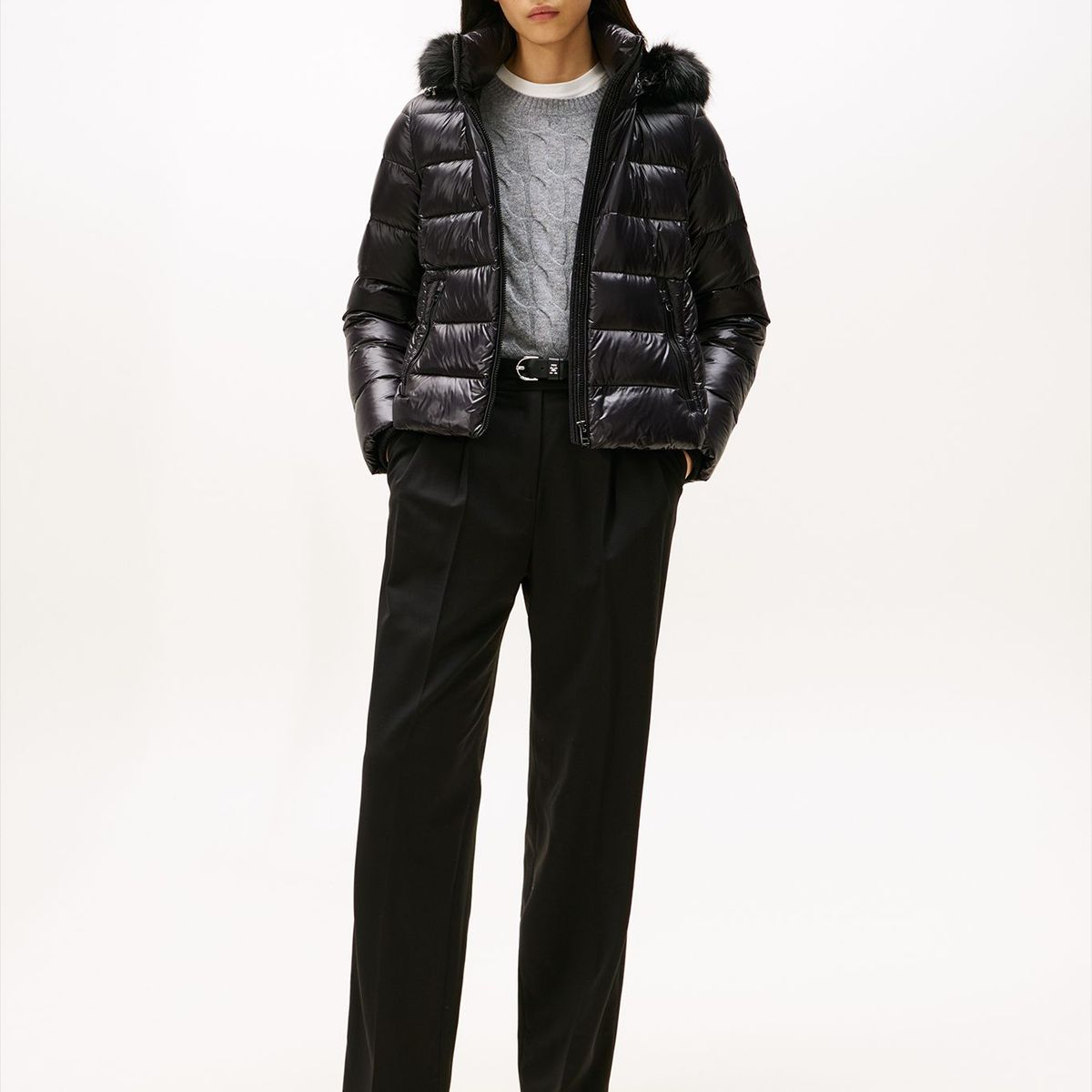 TOMMY HILFIGER - Chaqueta negra brillante con capota y plumón Tommy Hilfiger