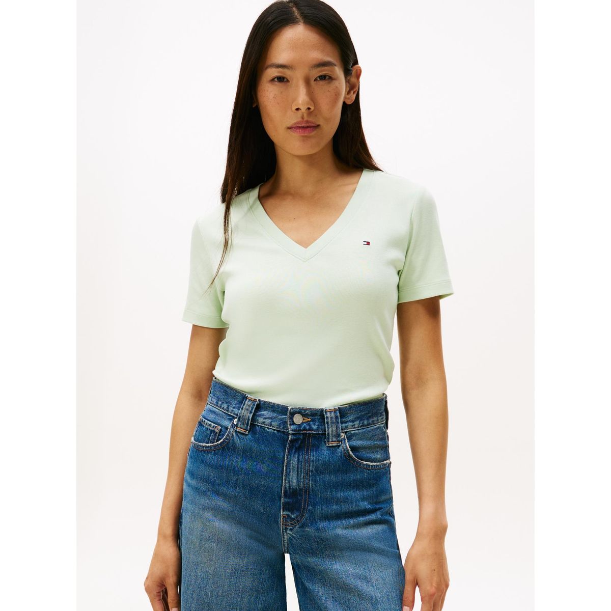 TOMMY HILFIGER - Camiseta verde slim con cuello en V Tommy Hilfiger