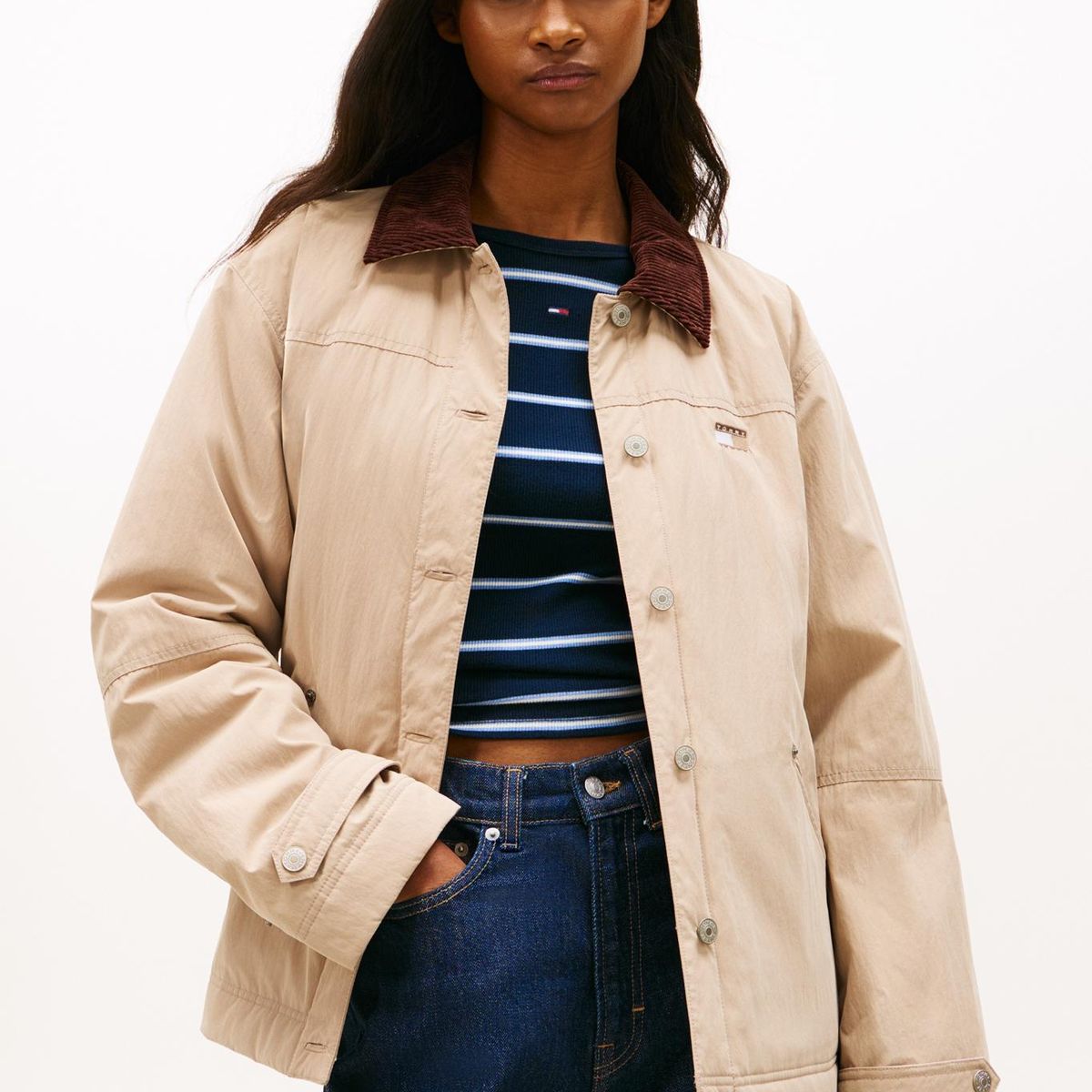 TOMMY HILFIGER - Rompe café viento con parche Tommy Tommy Jeans