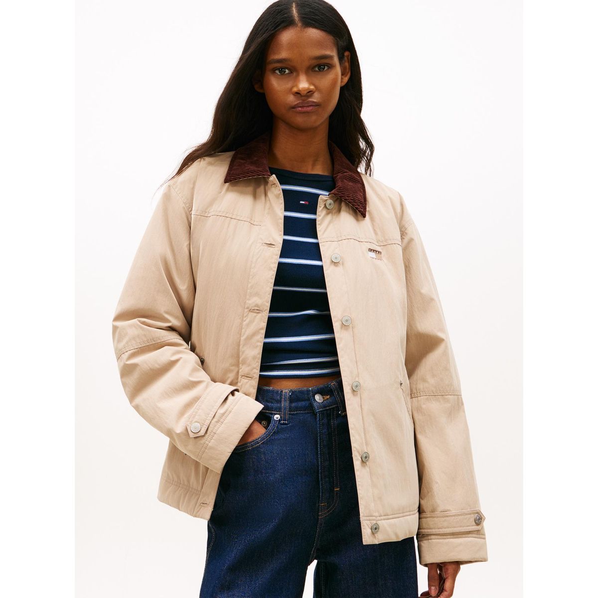 TOMMY HILFIGER - Rompe café viento con parche Tommy Tommy Jeans