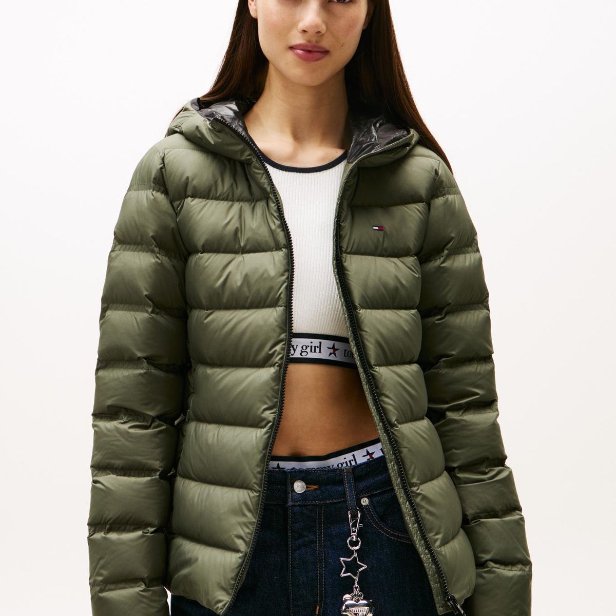 TOMMY HILFIGER - Chaqueta gris acolchada de plumón con capota Tommy Jeans