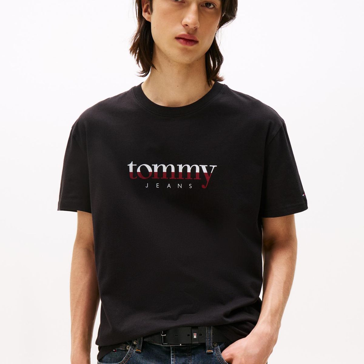 TOMMY HILFIGER - Camiseta negra de punto con logo y cuello redondo Tommy Jeans