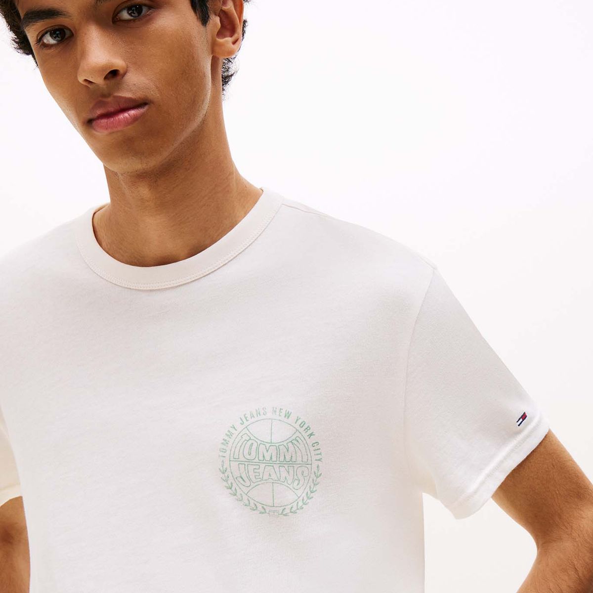 TOMMY HILFIGER - Camiseta blanca Heritage con logo de béisbol Tommy Jeans