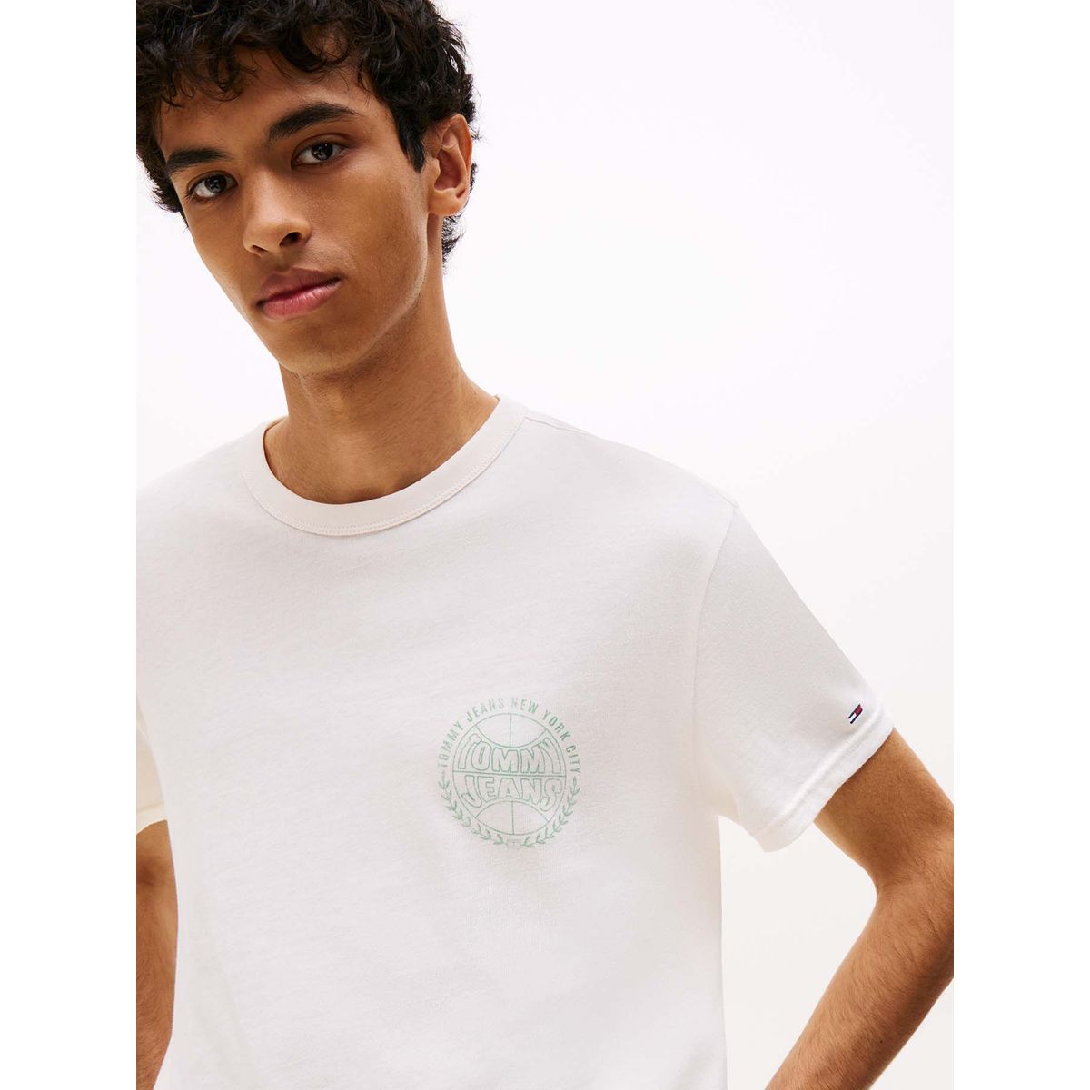 TOMMY HILFIGER - Camiseta blanca Heritage con logo de béisbol Tommy Jeans