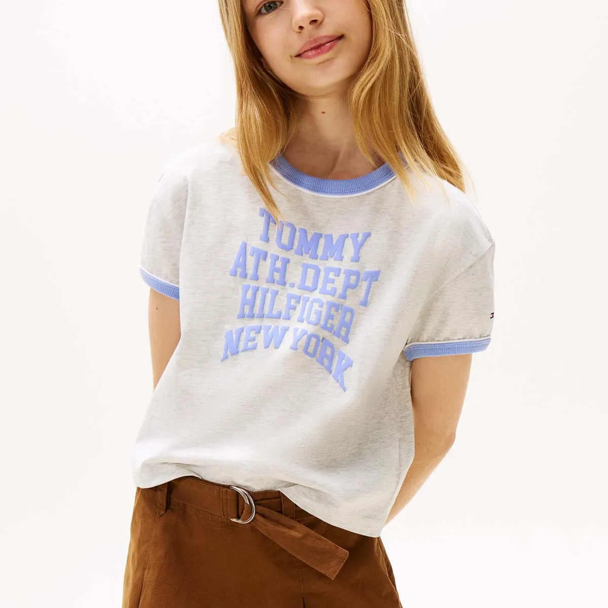 TOMMY HILFIGER - Camiseta gris con logo gráfico athletic Tommy Hilfiger