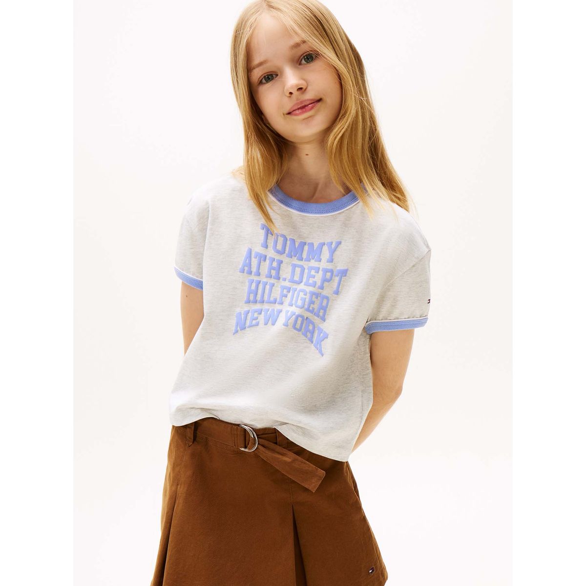 TOMMY HILFIGER - Camiseta gris con logo gráfico athletic Tommy Hilfiger