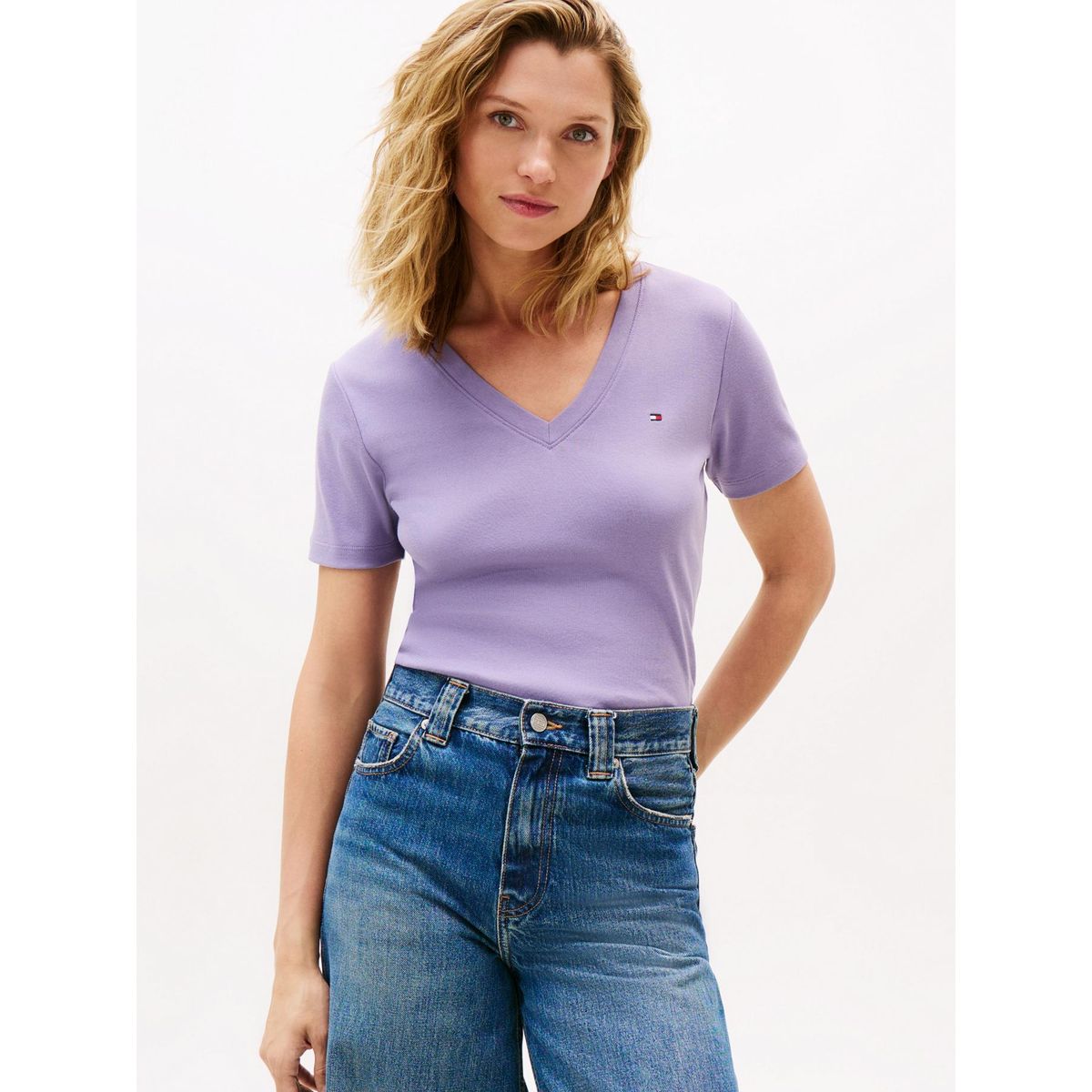 TOMMY HILFIGER - Camiseta morado slim con cuello en V Tommy Hilfiger